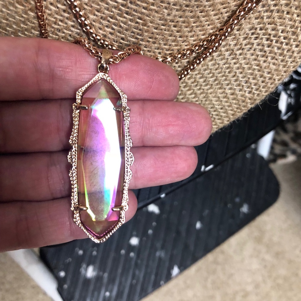 Kendra Scott Frances Necklace In Peach Iri